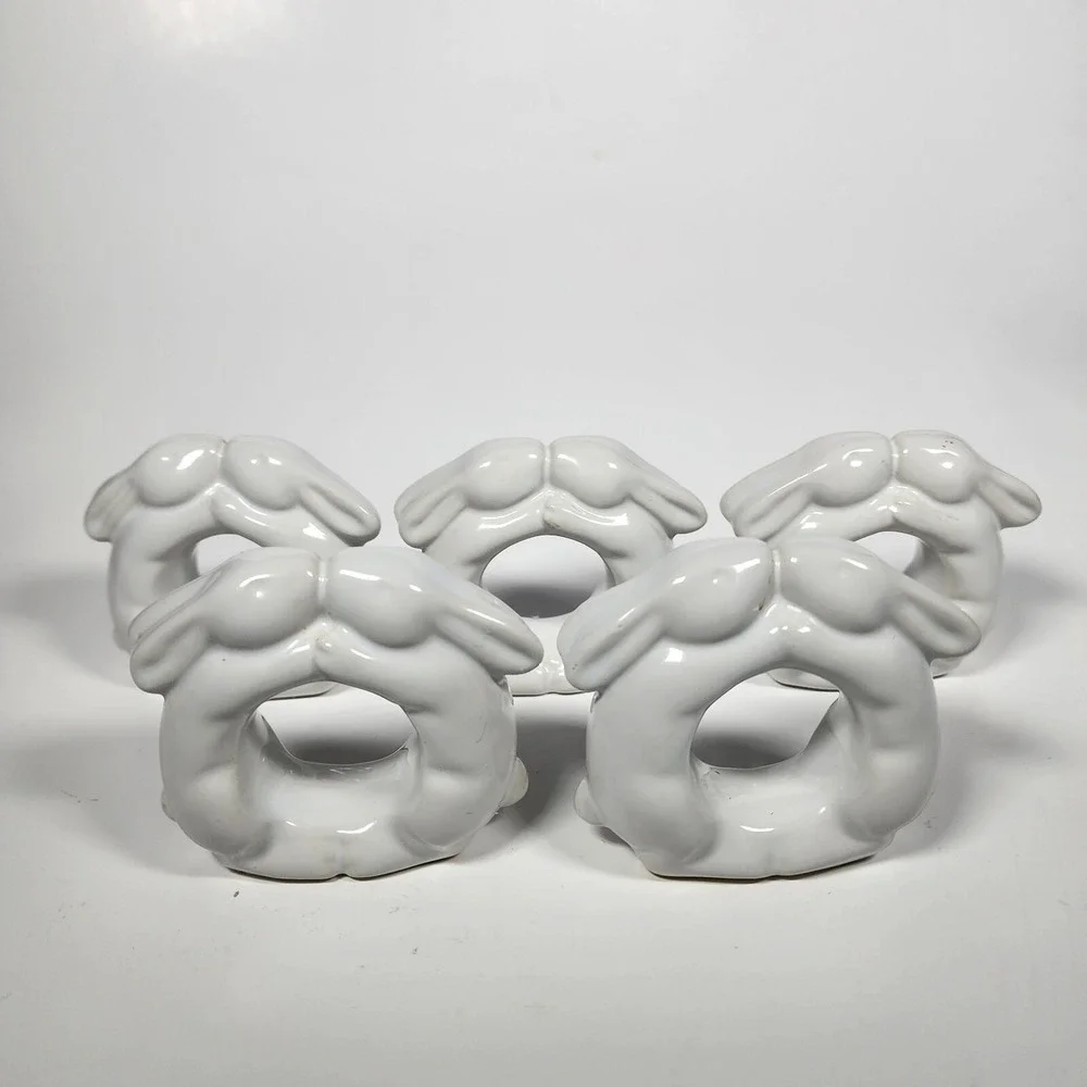 Pottery Barn Kissing Bunnies White Rabbit Napkin Rings‎ Set Of 5 Ceramic Easter